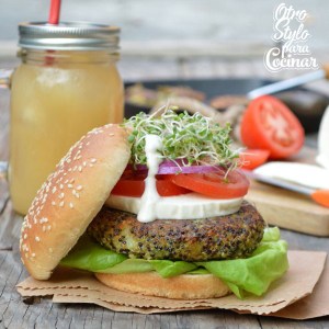 0fdf1f70-e551-11e4-8e01-05b0a1726c9c_hamburguesa-quinoa-intro copy
