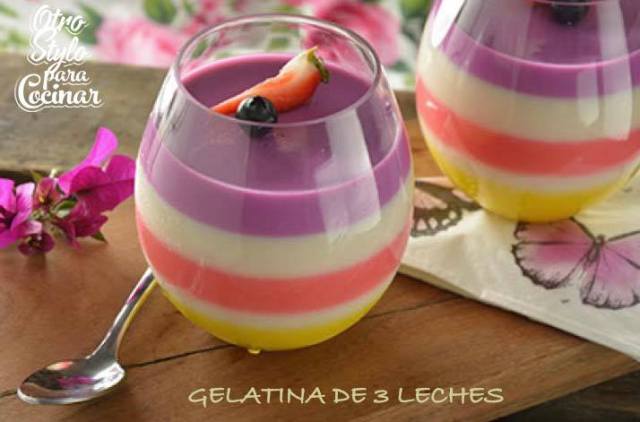 GELATINA DE TRES LECHES EN VASOS