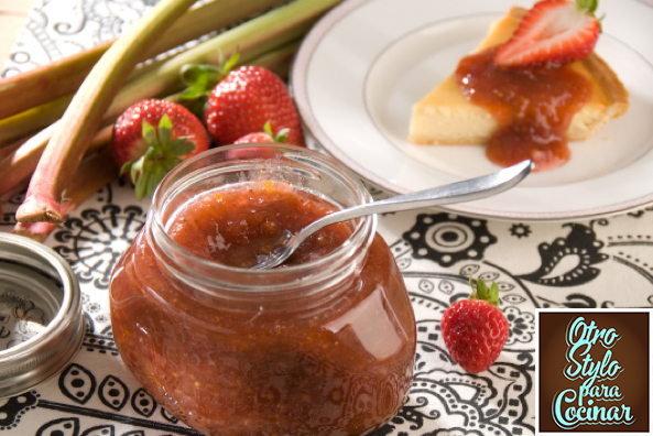JALEA CON FRESA Y RUIBARBO