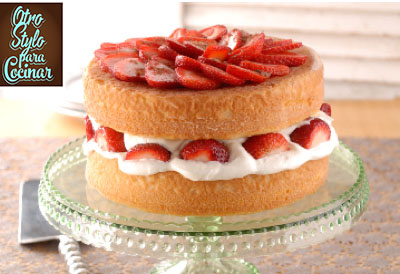 STRAWBERRY SHORT CAKE