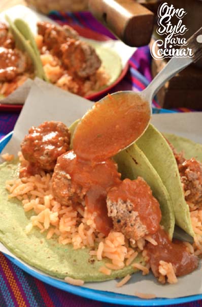 TACOS DE ALBONDIGA copy
