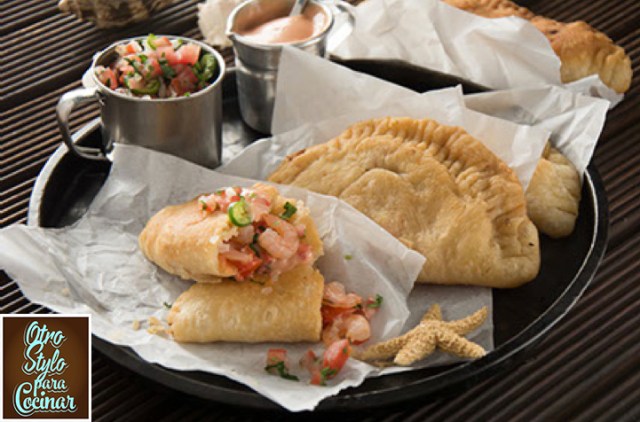 empanadas de camarón