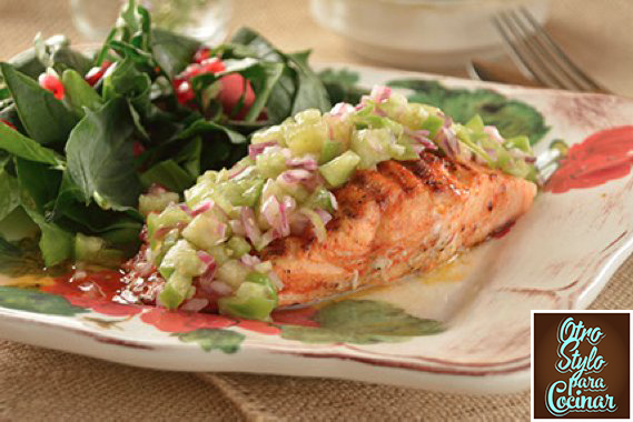 SALMON-CON-TOMATE-VERDE copy