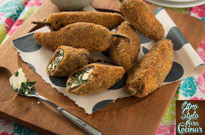 CHIPOTLES RELLENOS