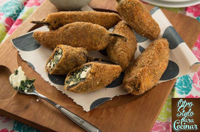 CHIPOTLES RELLENOS
